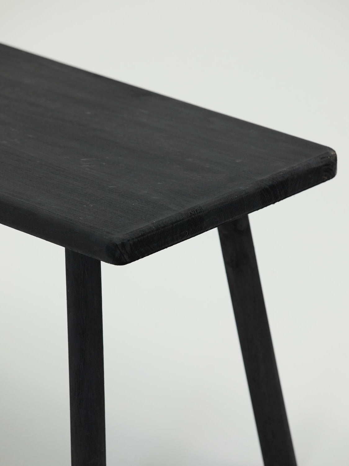 Holzbank Nadi schwarz, in 2 Größen