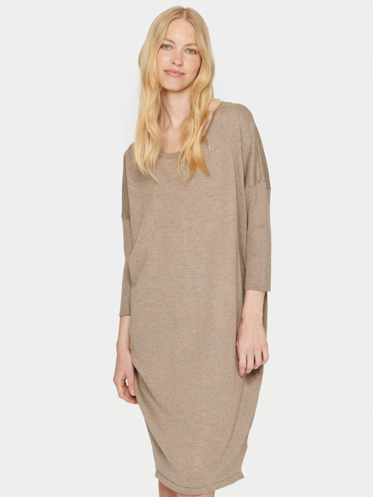 Strickkleid Mila mit Rundhalskragen, in mehreren Farben