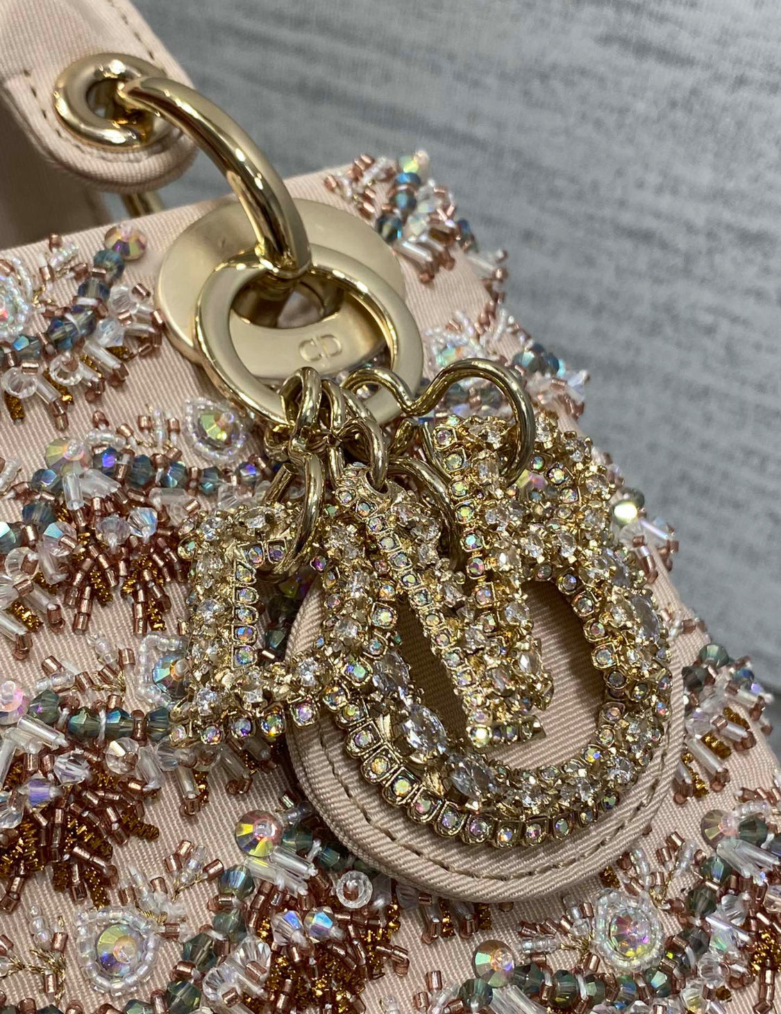 Lúxus leðurhönnuðar axlartaska frá Christian Dior í klassískum stíl fyrir stelpur