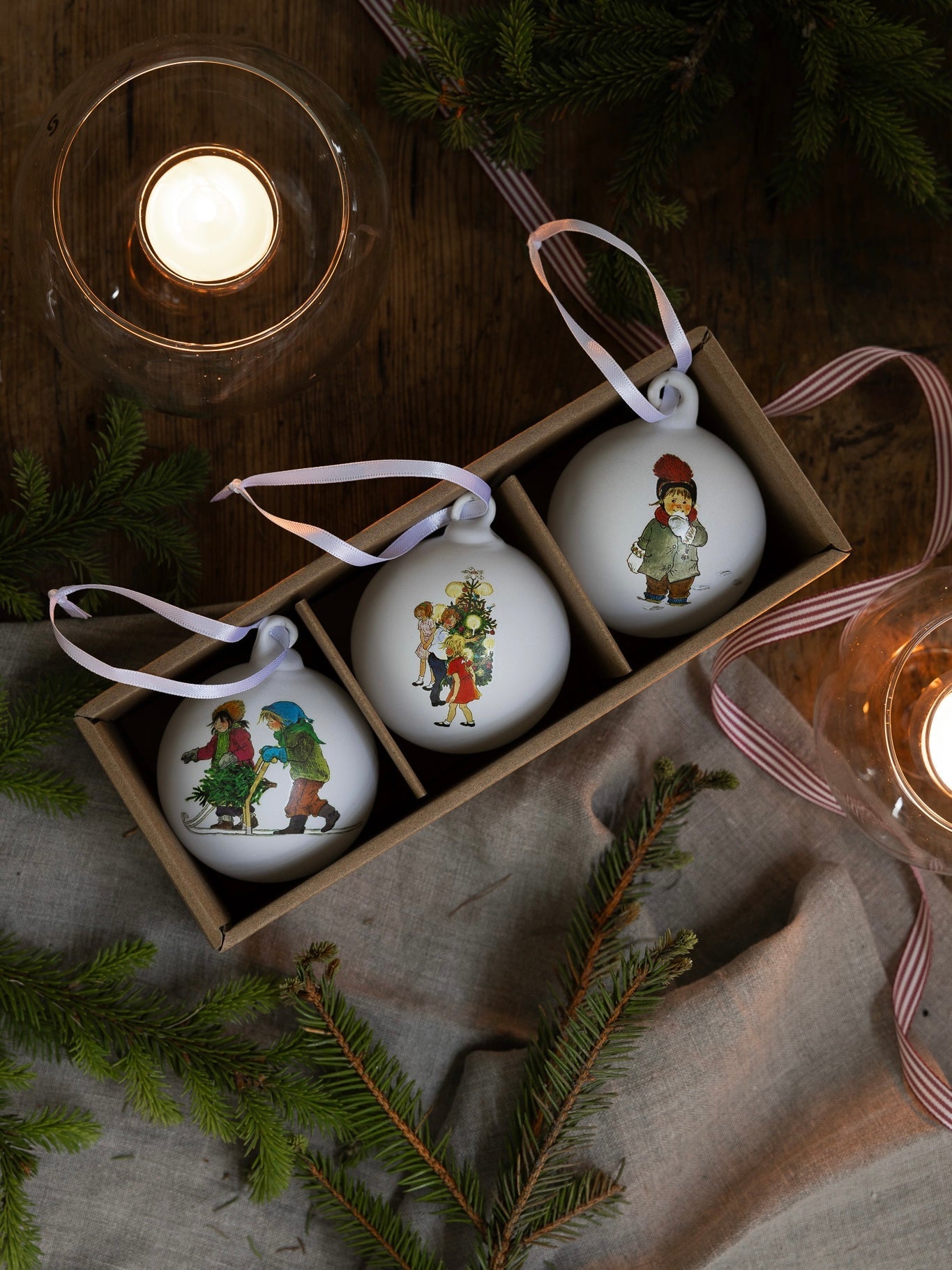 Christmas baubles, set of 3, Barnen i Bullerbyn, in 2 designs
