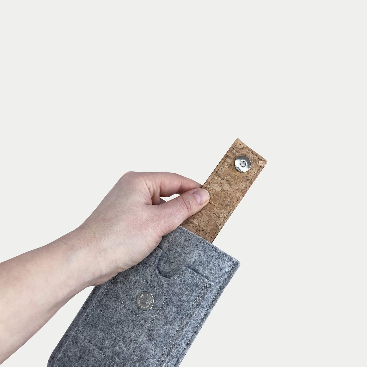 Handytasche für iPhone 11 | mit Magnetverschluss und extra Fach | hellgrau - Shapes | Modell HAKA