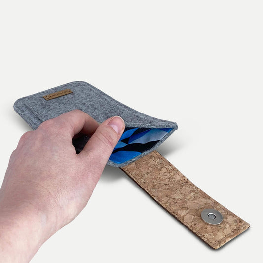 Handytasche für iPhone 11 | mit Magnetverschluss und extra Fach | hellgrau - Shapes | Modell HAKA