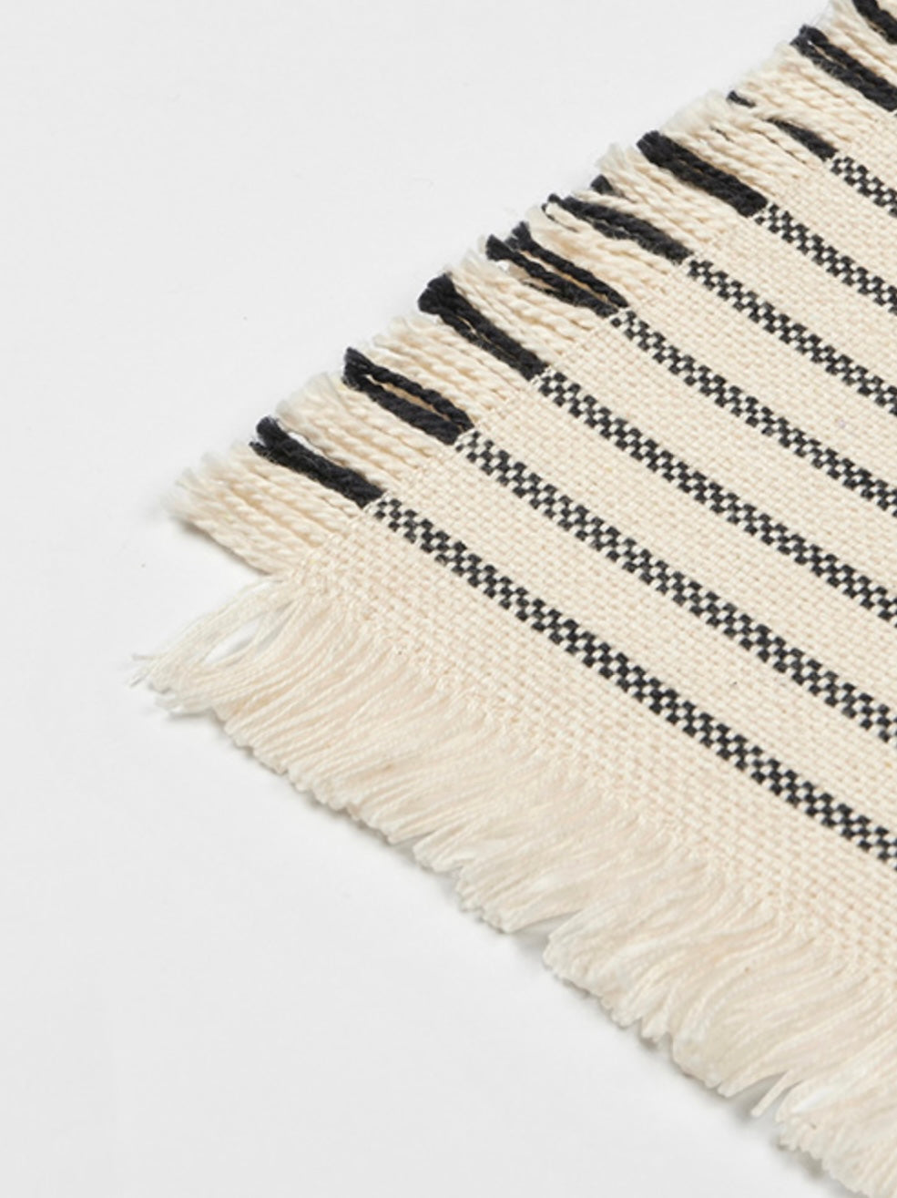 Tischläufer Elouise black/offwhite