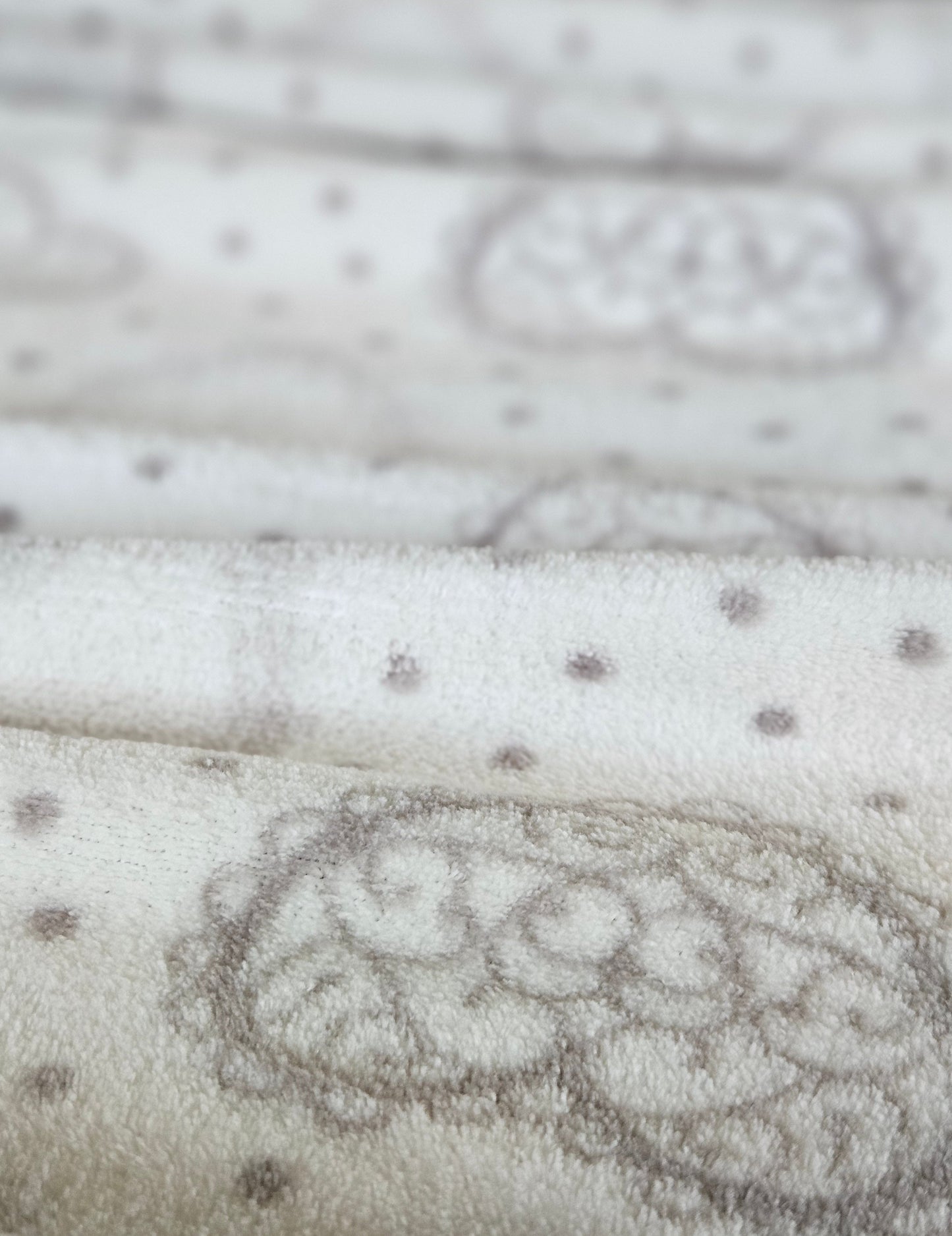 Kuscheldecke Decke Tagesdecke Herz 150x200 cm Creme Grau Beige Rot Wohndecke