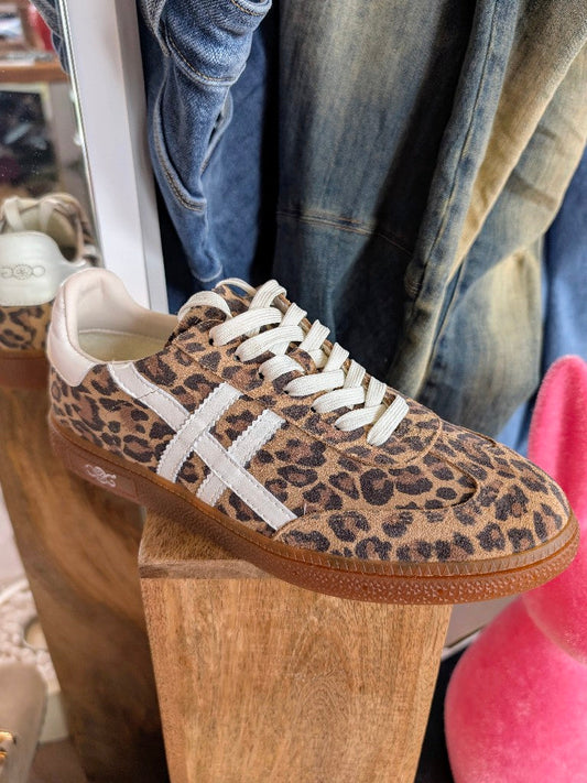 Sneaker im Asics Stil aus Echtleder Leo Braun - von von OOG OS1809