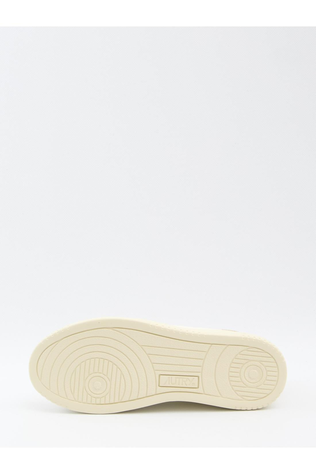 Low Medalist Sneakers