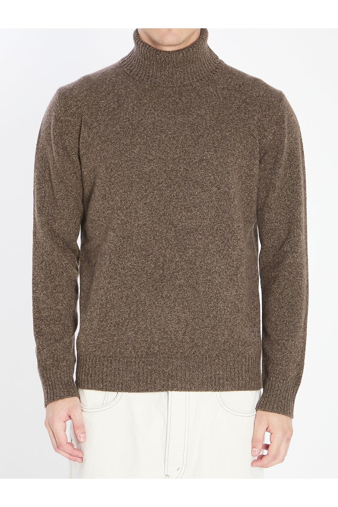 Mouline turtleneck sweater