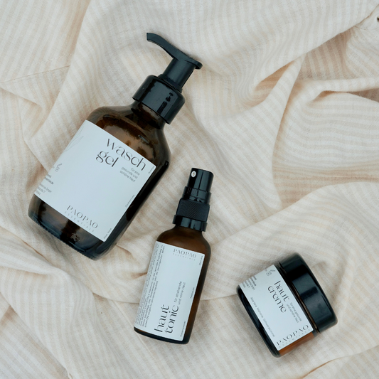 Die Komplettlösung für eine gesunde Haut im Zyklus (Waschgel, Hautcreme, Hauttonic)