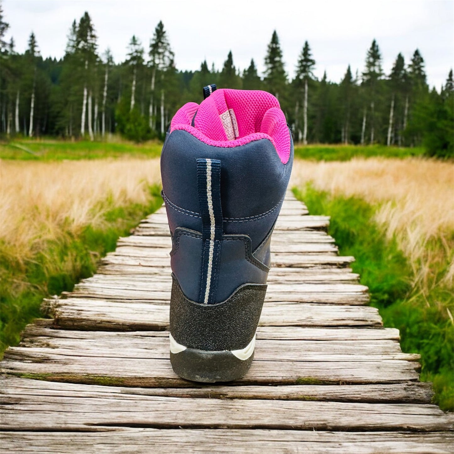 Geox Amphibiox J SENTIERO J SENTIERO GB ABX B - GBK+NYL children's boots in NAVY / FUCHSIA Manufacturer number: J36FVB 054FU C4268 ( Last pieces ) 