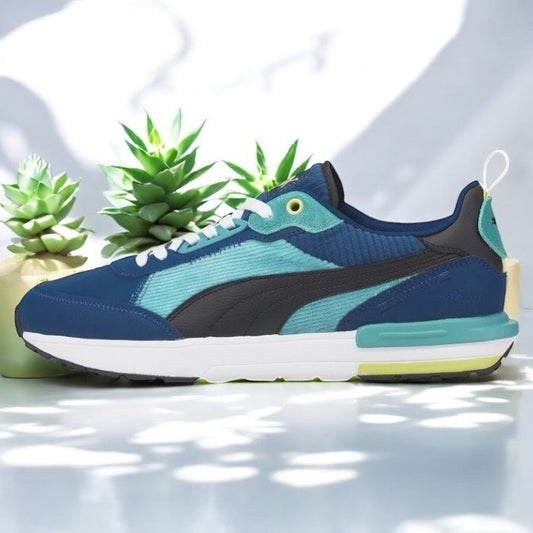 Puma Herren R22 Cord Sneaker
