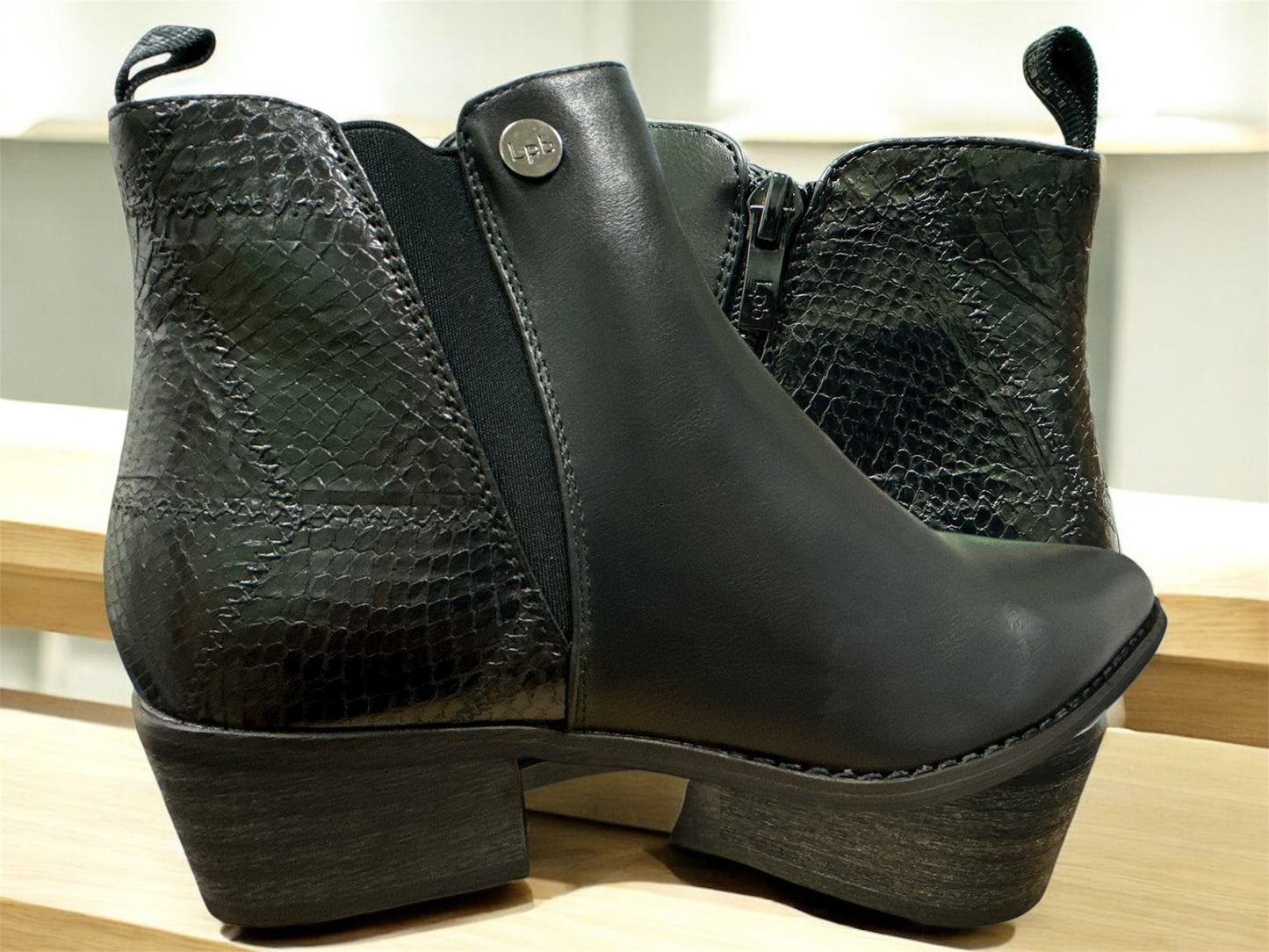 LPB (Les Petites Bombes) Bottines Erula vetrar ökklaskór fyrir konur