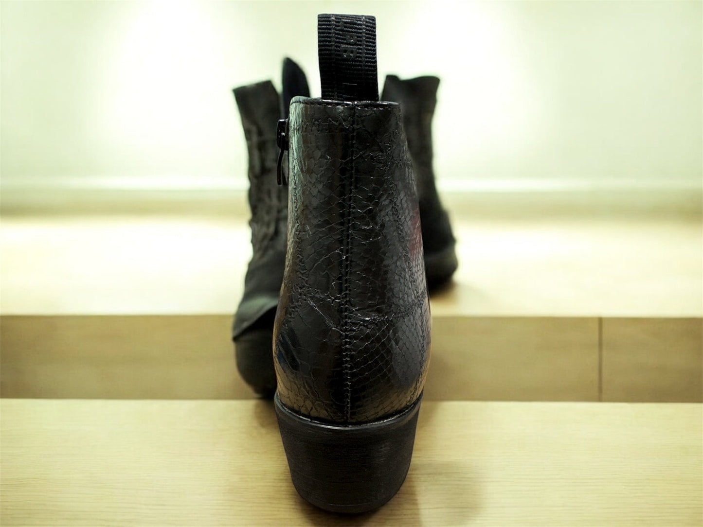 LPB (Les Petites Bombes) Bottines Erula vetrar ökklaskór fyrir konur