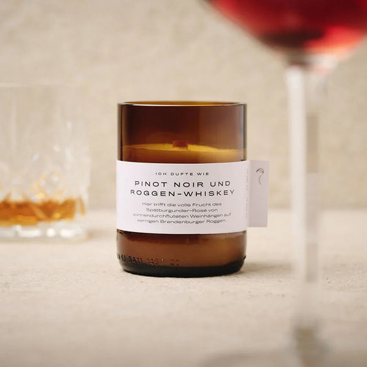 Candle - "Pinot Noir &amp; Rye Whiskey" - Fragrance - 140g
