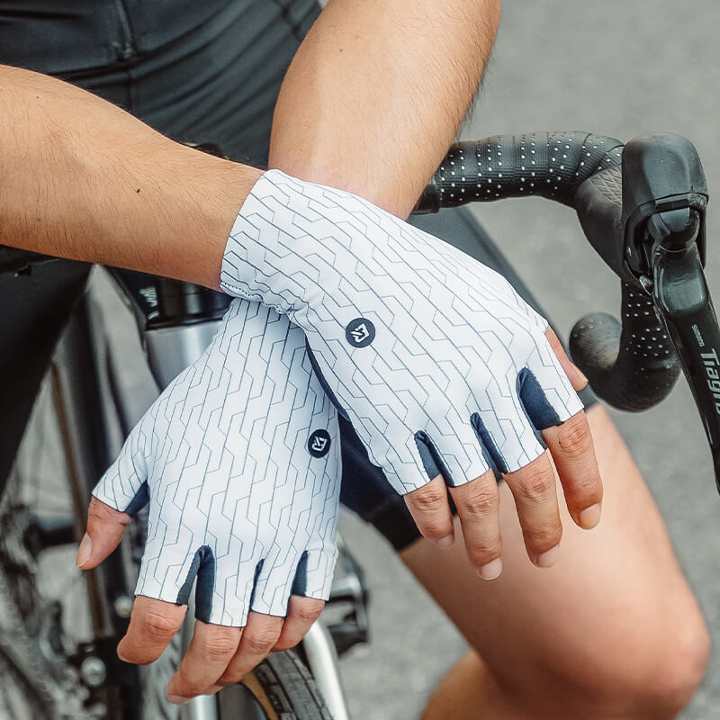 Half-finger cycling gloves, breathable, shock-absorbing, summer 