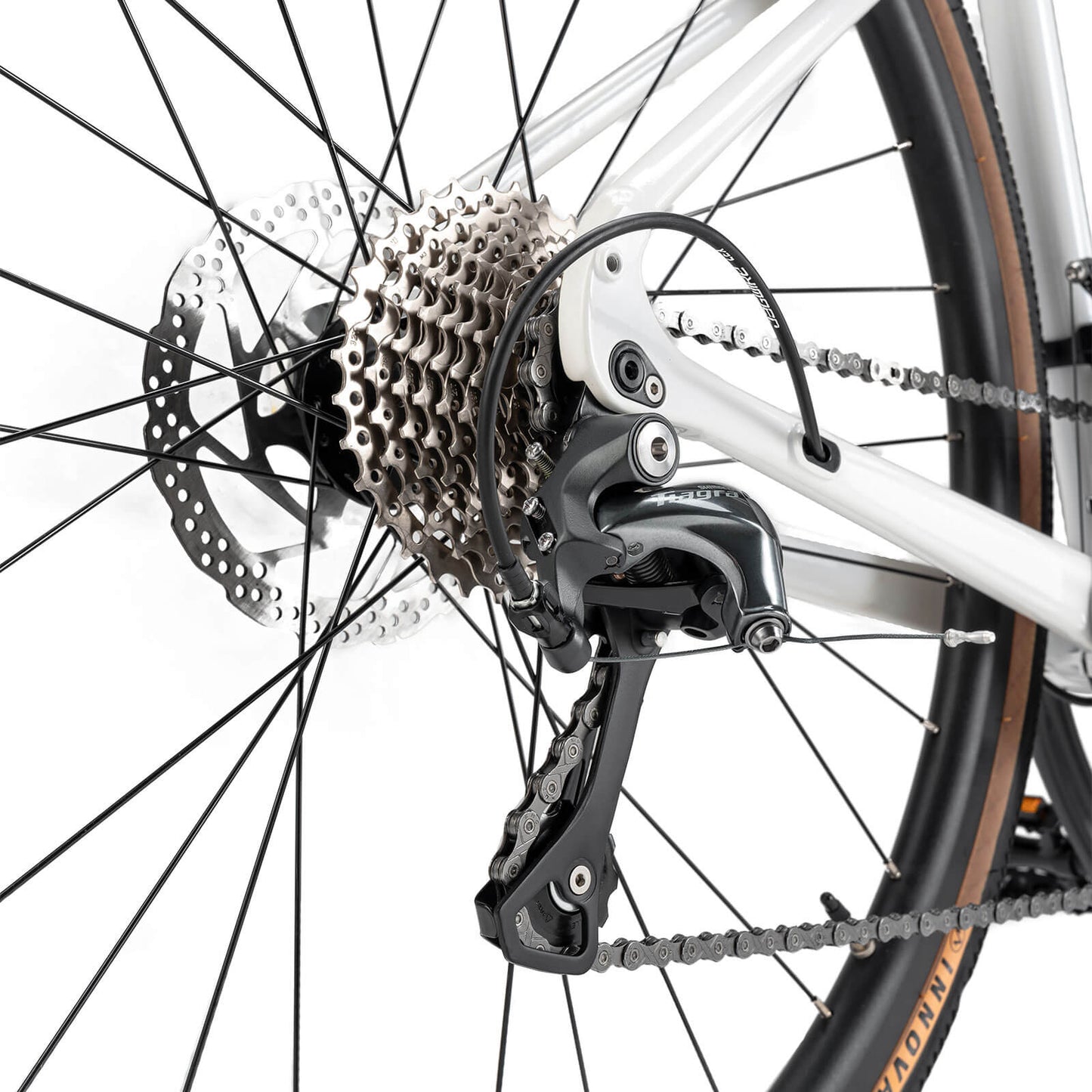 SPIN-P2M 700C gönguhjól