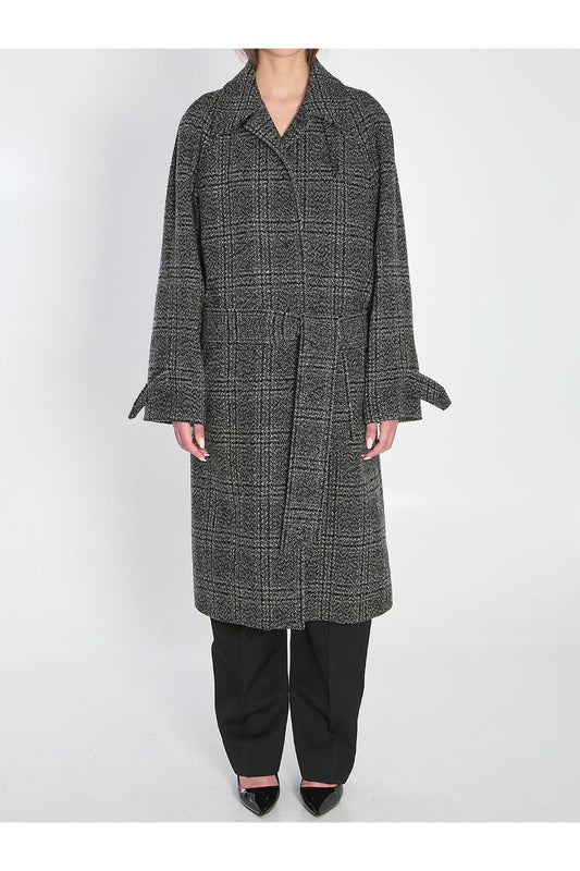 Raglan coat
