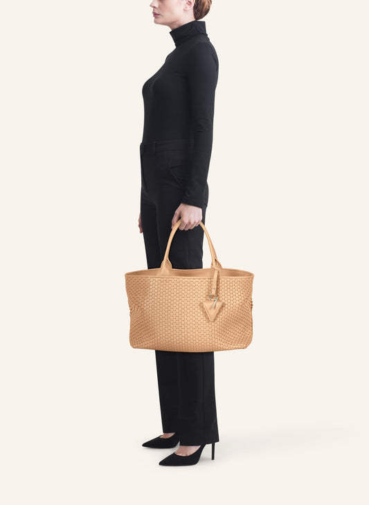 '60' Medium Tote Bag Camel