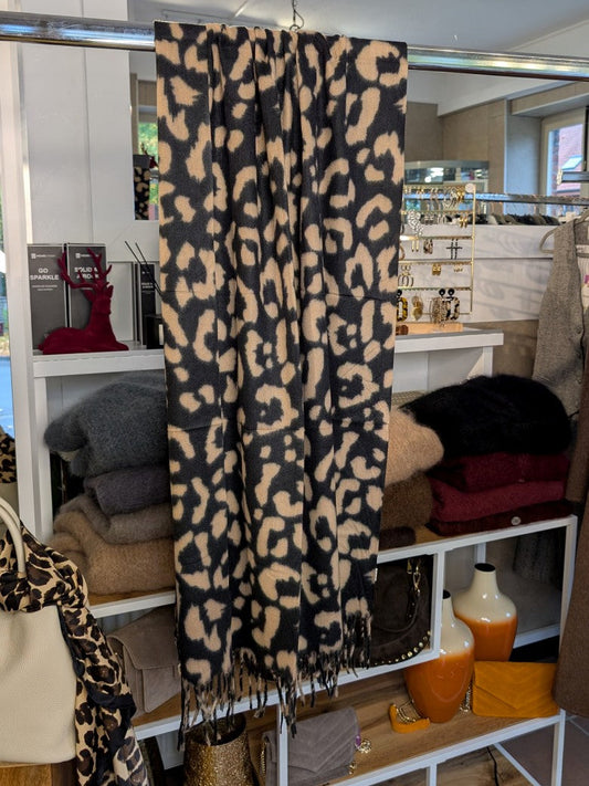 Scarf with leopard print, black, beige, and brown with fringe, 80% viscose, 20% wool