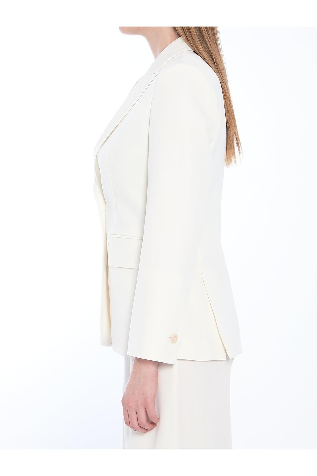 Single-breasted jacket