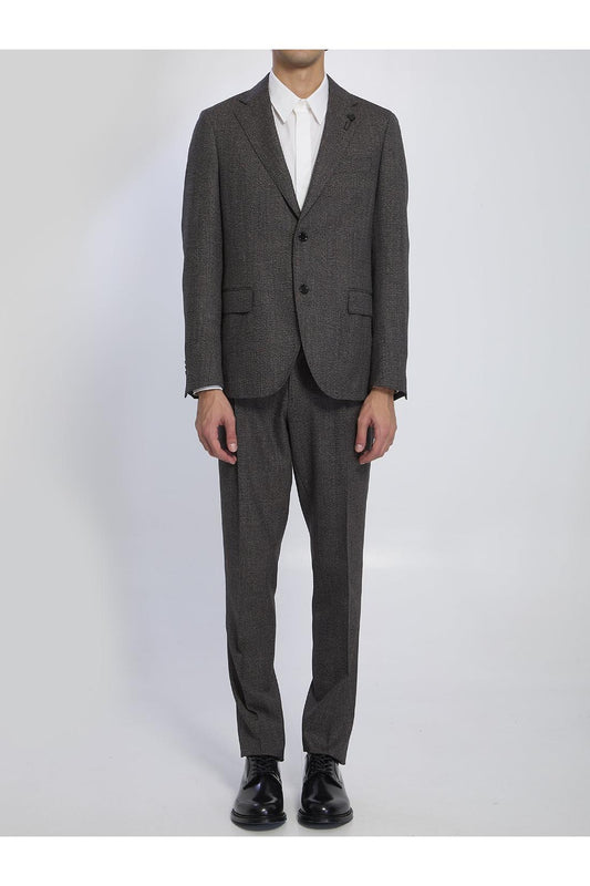 Single-breasted suit in virgin wool