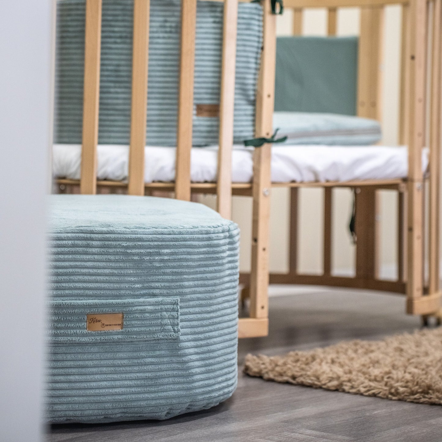 Sitzsack Cord mit Stauraum | Hide and Seat by Kisu