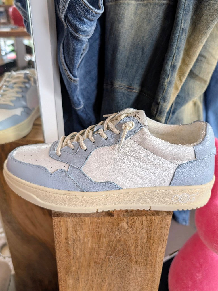 Sneaker im Autry Stil aus Echtleder 40 Sky Blue Hellblau Weiß - von OOG OS1811