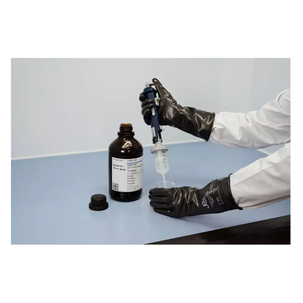AMPri SolidSafety ChemV Full Stabile Bromo-Butyl Chemical Protection Gloves with Viton Outer Layer