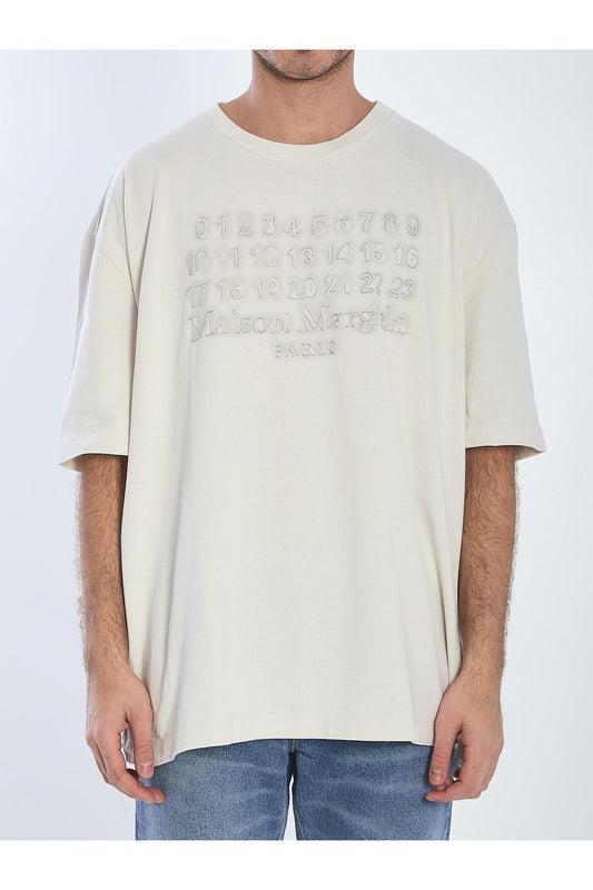 T-shirt with embroidered logo