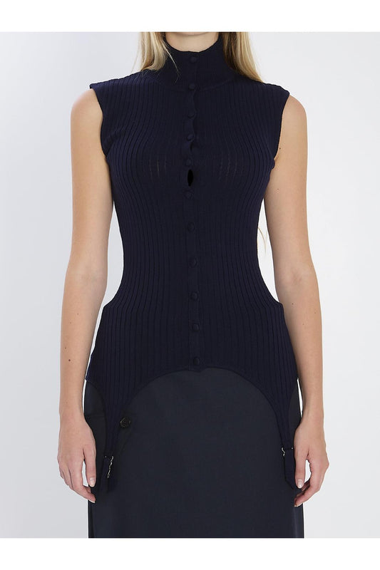 Top with lingerie garter