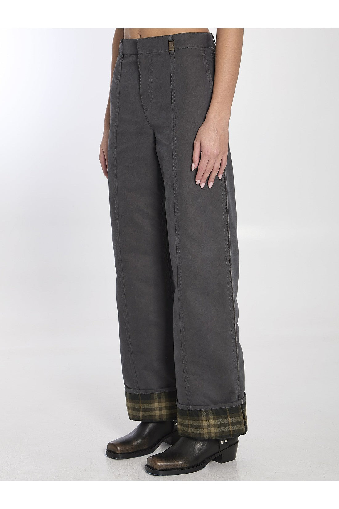 Trousers in cotton and nylon