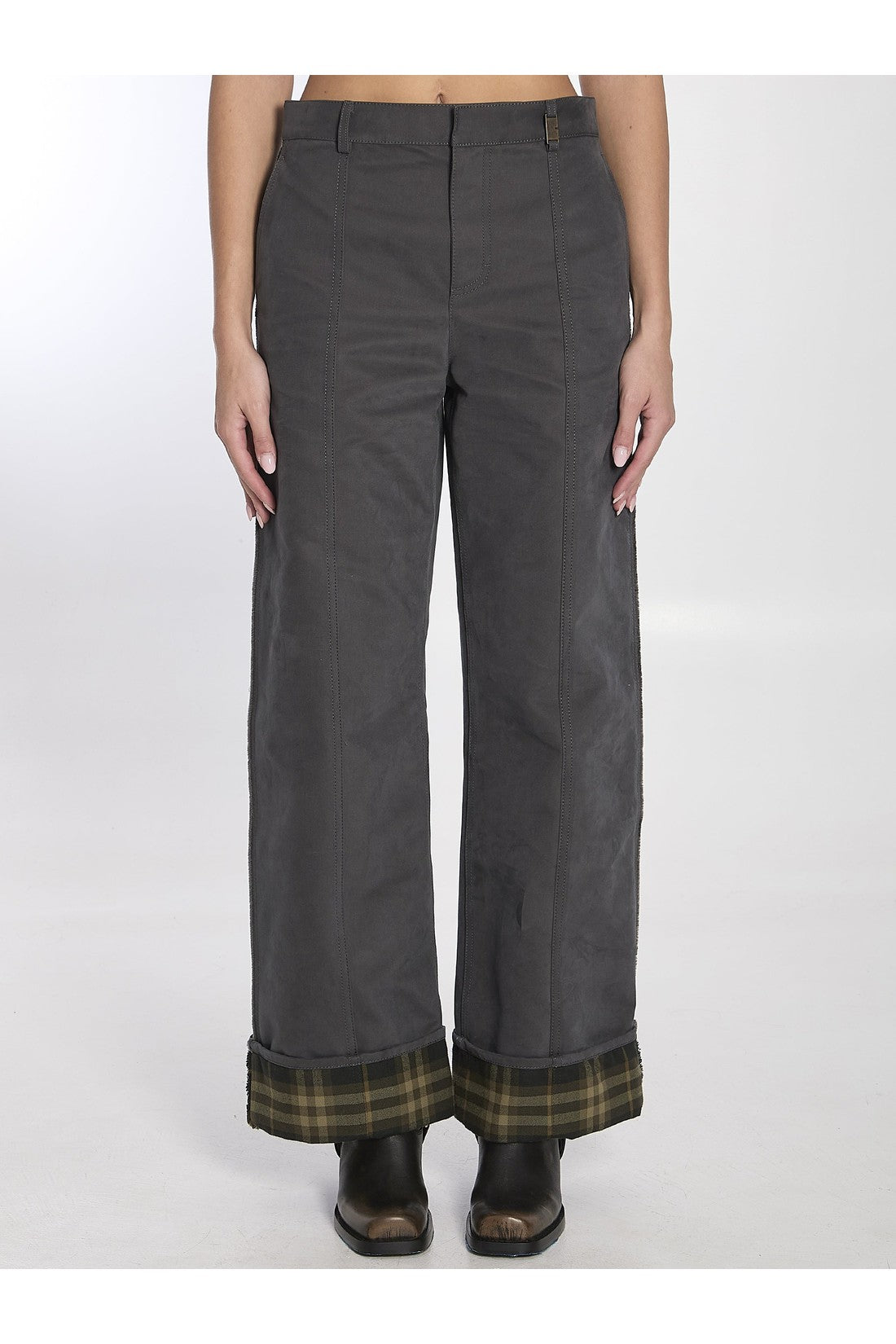 Trousers in cotton and nylon