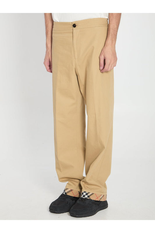 Trousers with elastic band