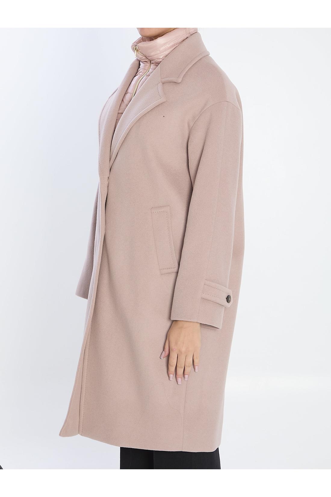 Ultralight wool and nylon coat