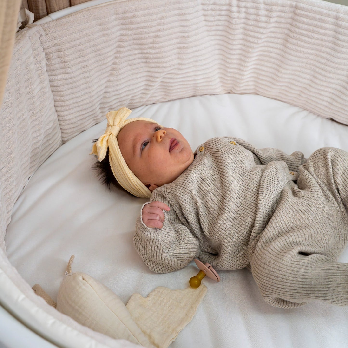 Bettumrandung Cord – Moderne & kuschelige Umrandung für Babybett & Beistellbett