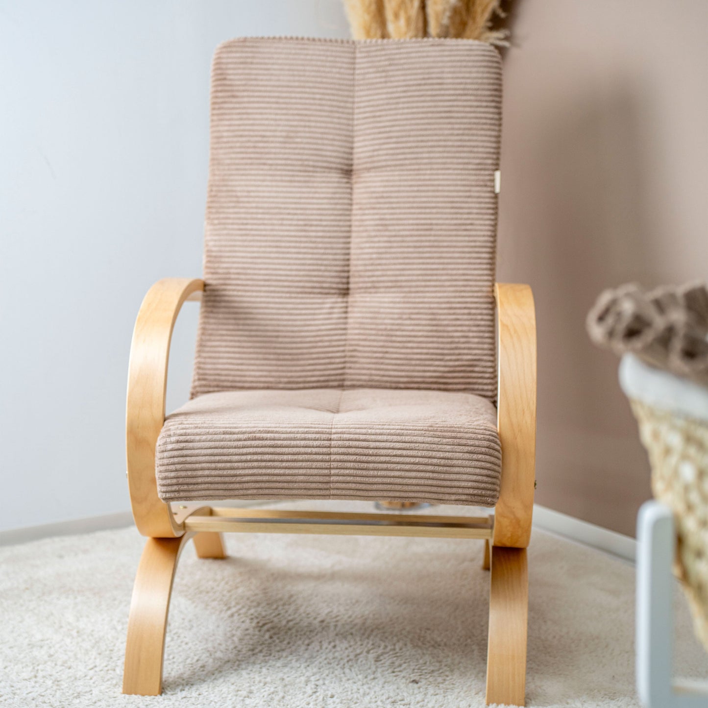 Stillsessel aus Cord – Ergonomisch, stilvoll & vielseitig einsetzbar