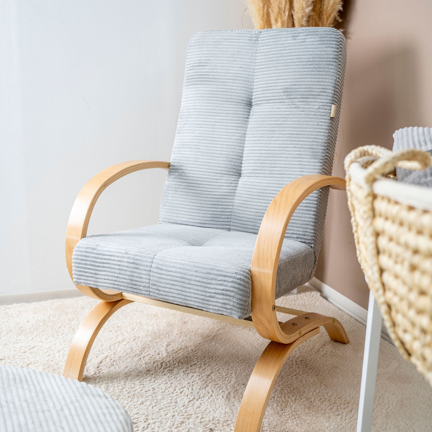 Stillsessel aus Cord – Ergonomisch, stilvoll & vielseitig einsetzbar