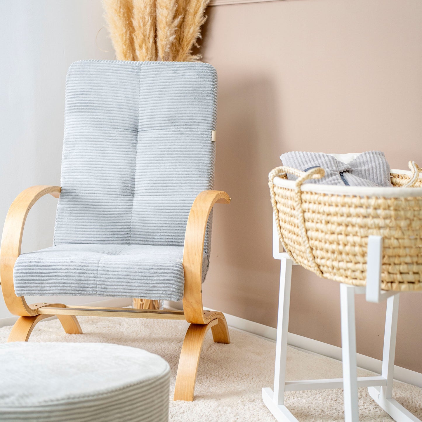 Stillsessel aus Cord – Ergonomisch, stilvoll & vielseitig einsetzbar