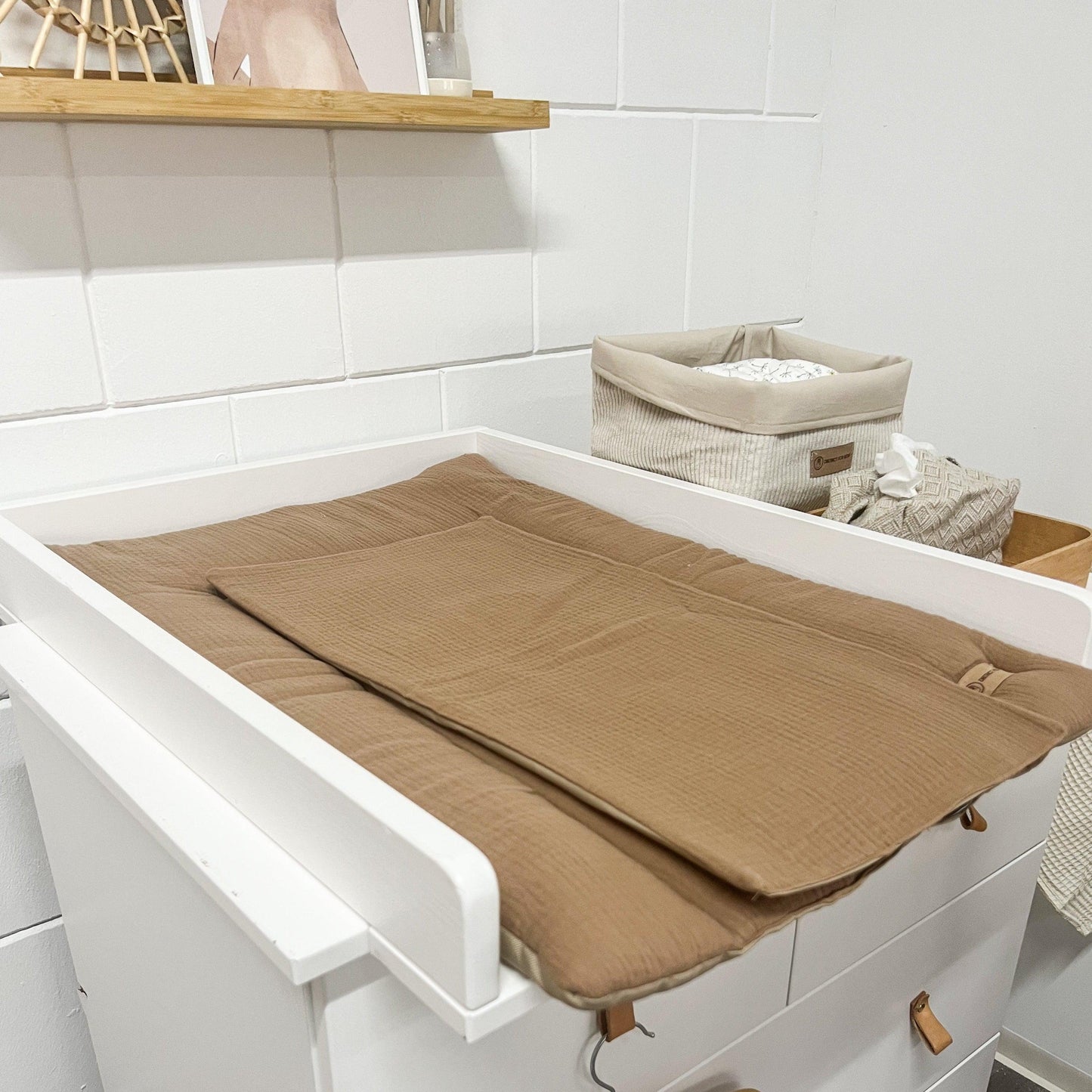 Wickelauflage Musselin mit Unterlage – natürlich & kuschelig für dein Baby