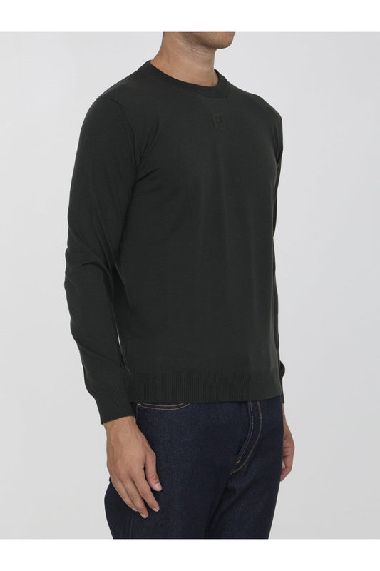 Wool pullover