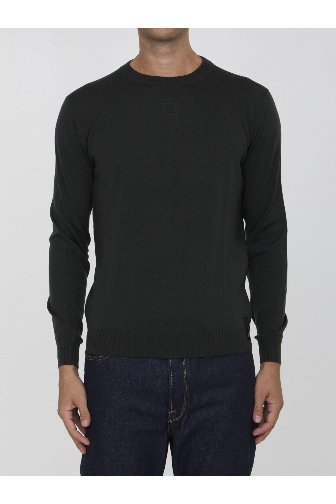 Wool pullover