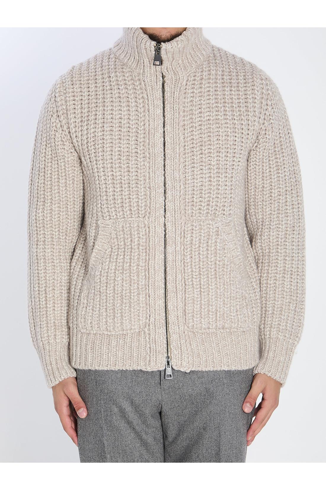 Zipped ribbed sweatshirt