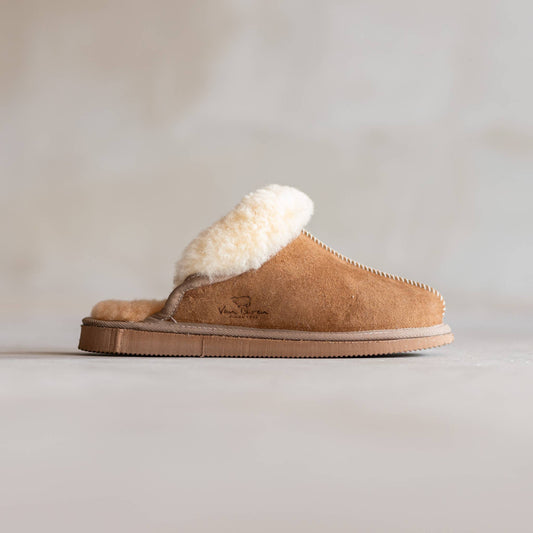 Women's slippers made of lambskin - fur slippers - Van Buren