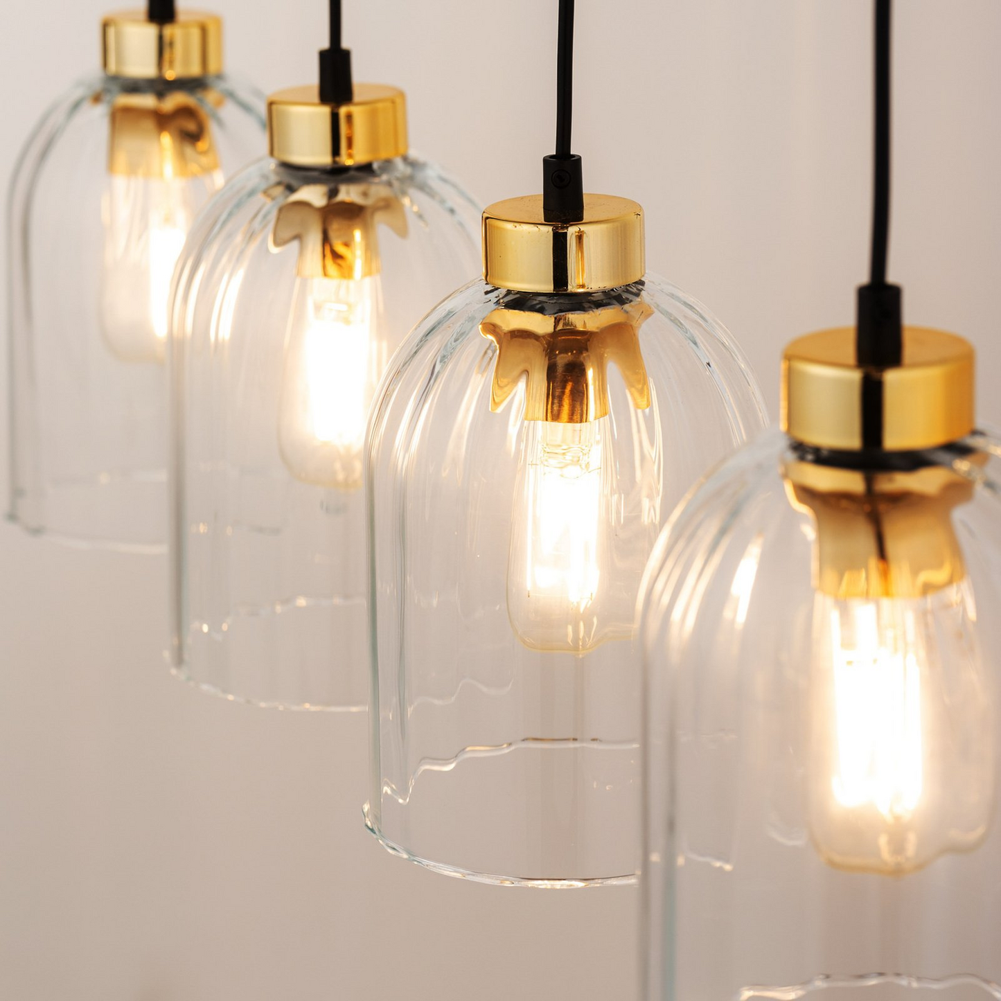 Glerhengiljós Satipo í B-flokki, fjögurra ljósa, gegnsætt, loftlampi, lampi