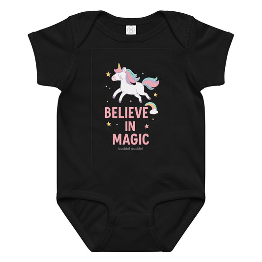 Babybody Einhornzauber – Weich, verspielt & magisch im Baddeldaddel Design!