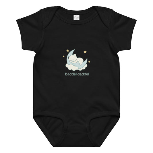 Baby-Body Schlafmotiv – Kuschelweich & praktisch im Baddeldaddel Design!