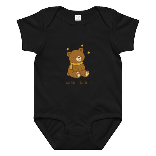 Baby-Body Bärchenmotiv – Kuschelweich im Baddeldaddel Design!