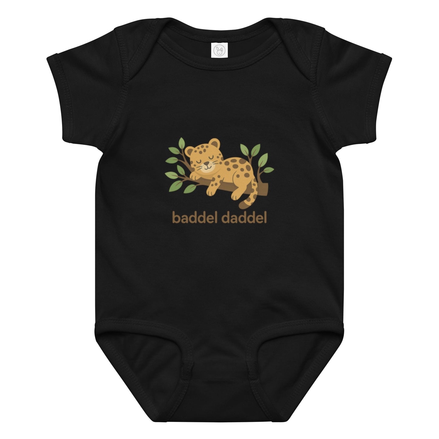 Baby-Body Schlafender Leopard auf Ast – Traumhaft weich im Baddeldaddel Design!