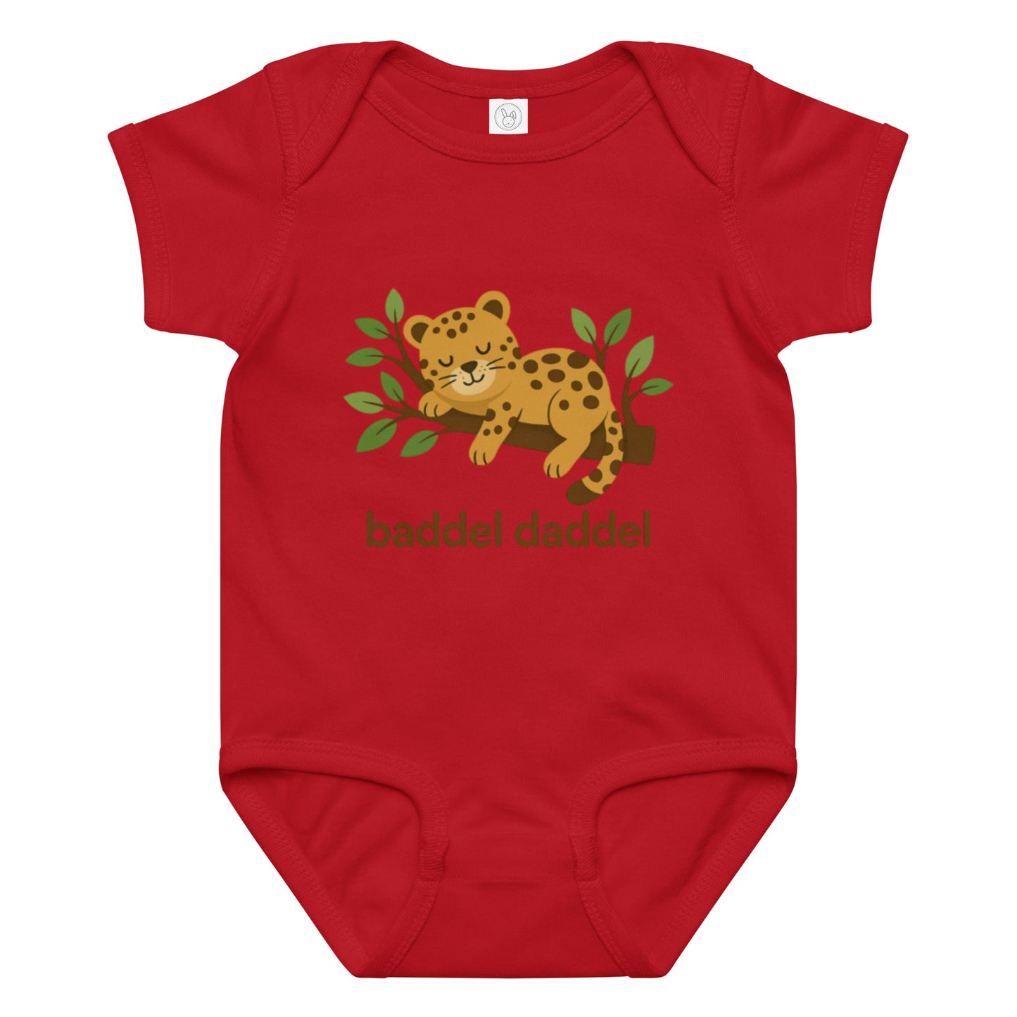 Baby-Body Schlafender Leopard auf Ast – Für kleine Träumer im Baddeldaddel Design!