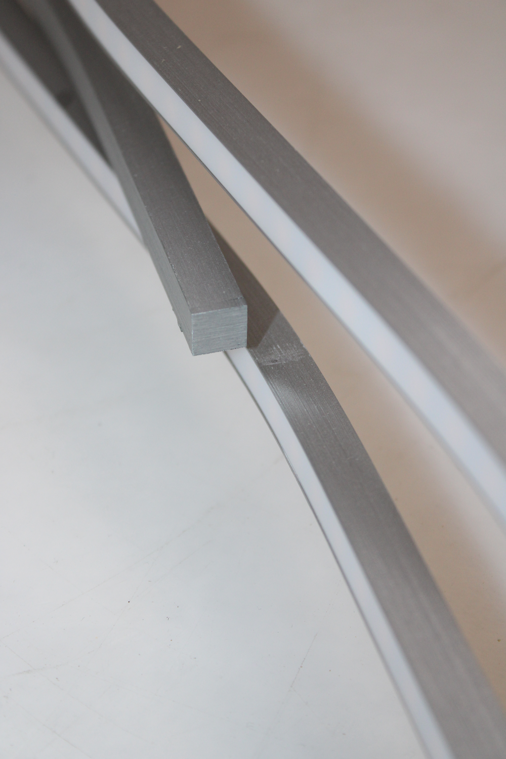 B-flokks Escale hengiljós Silk 2.0 loftljós lampi ljós