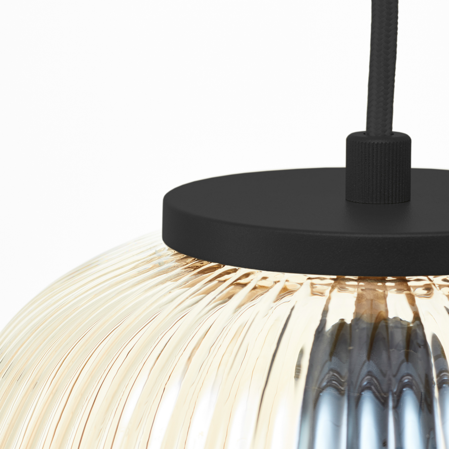 B-flokks Brilliant hengilampi, Kaizen gulbrúnn, 3 ljós. Sjá texta/mynd.